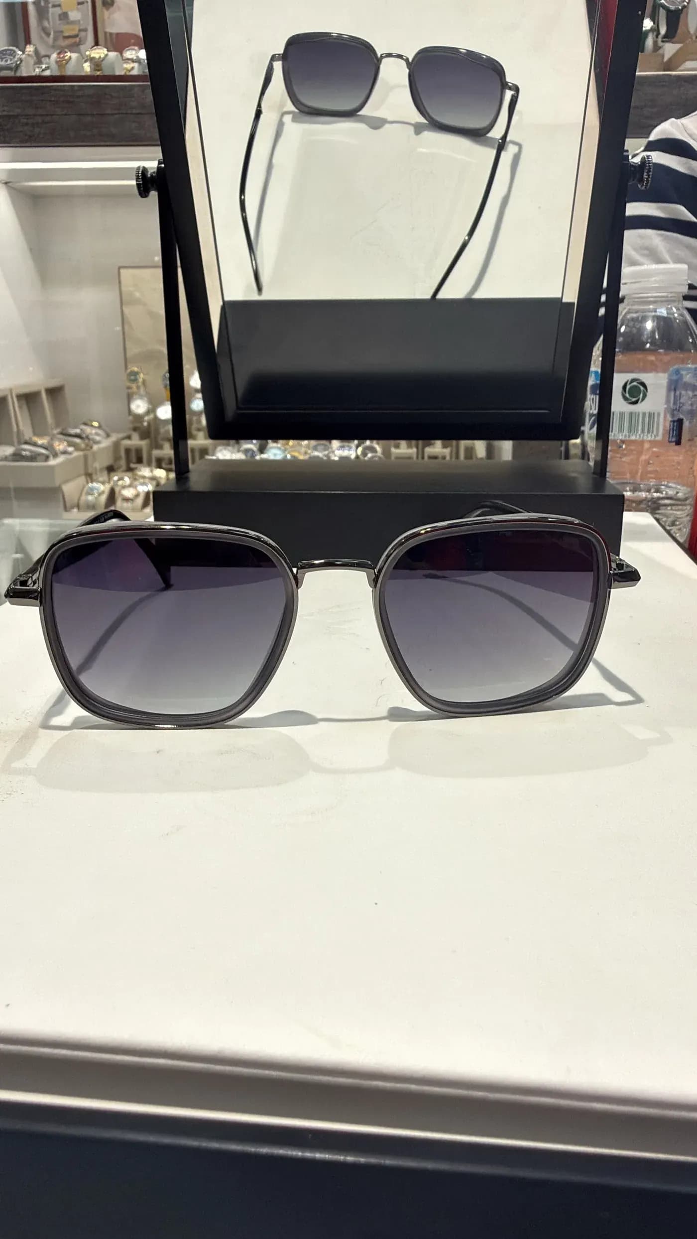 Emporio Armani EA-03