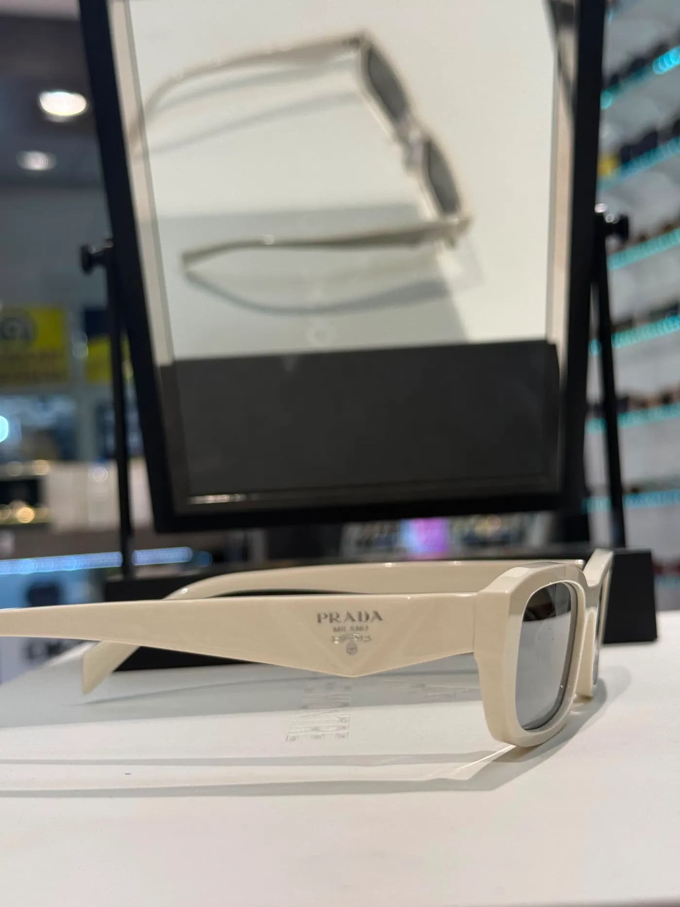 Prada PR-19