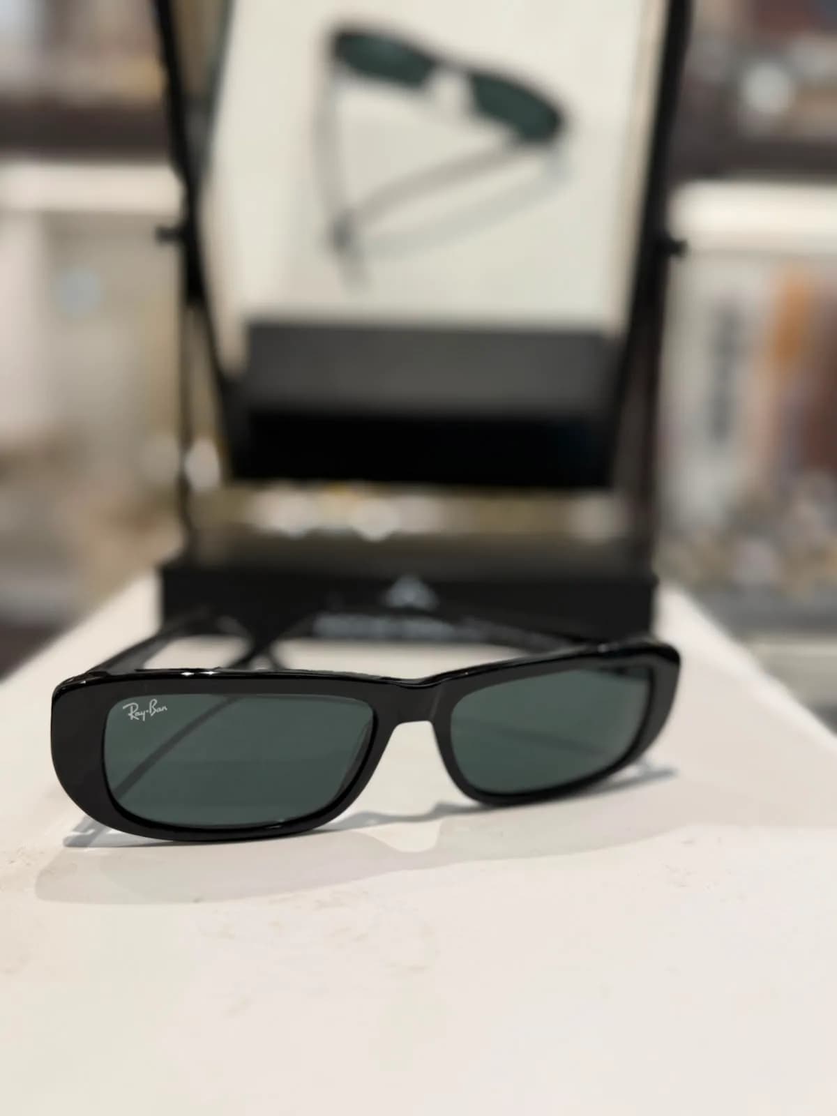 Ray-Ban RB-06