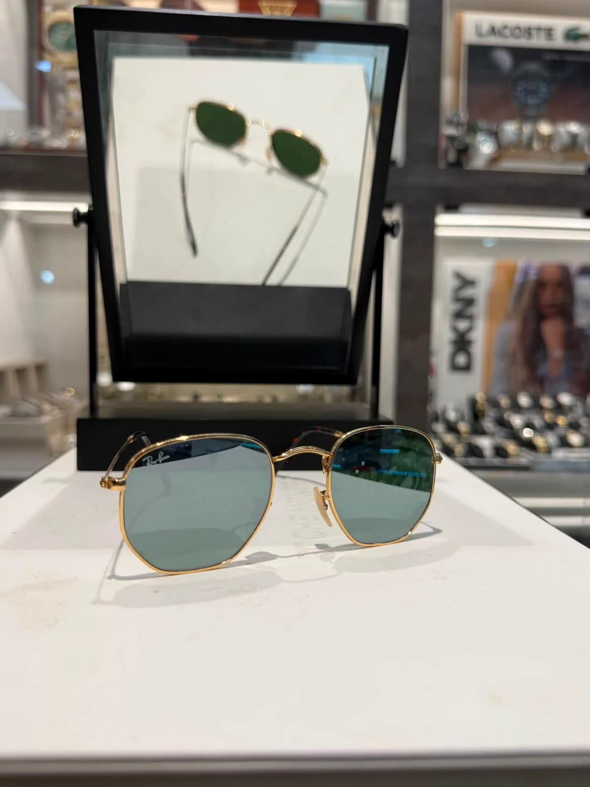 Ray-Ban RB-08