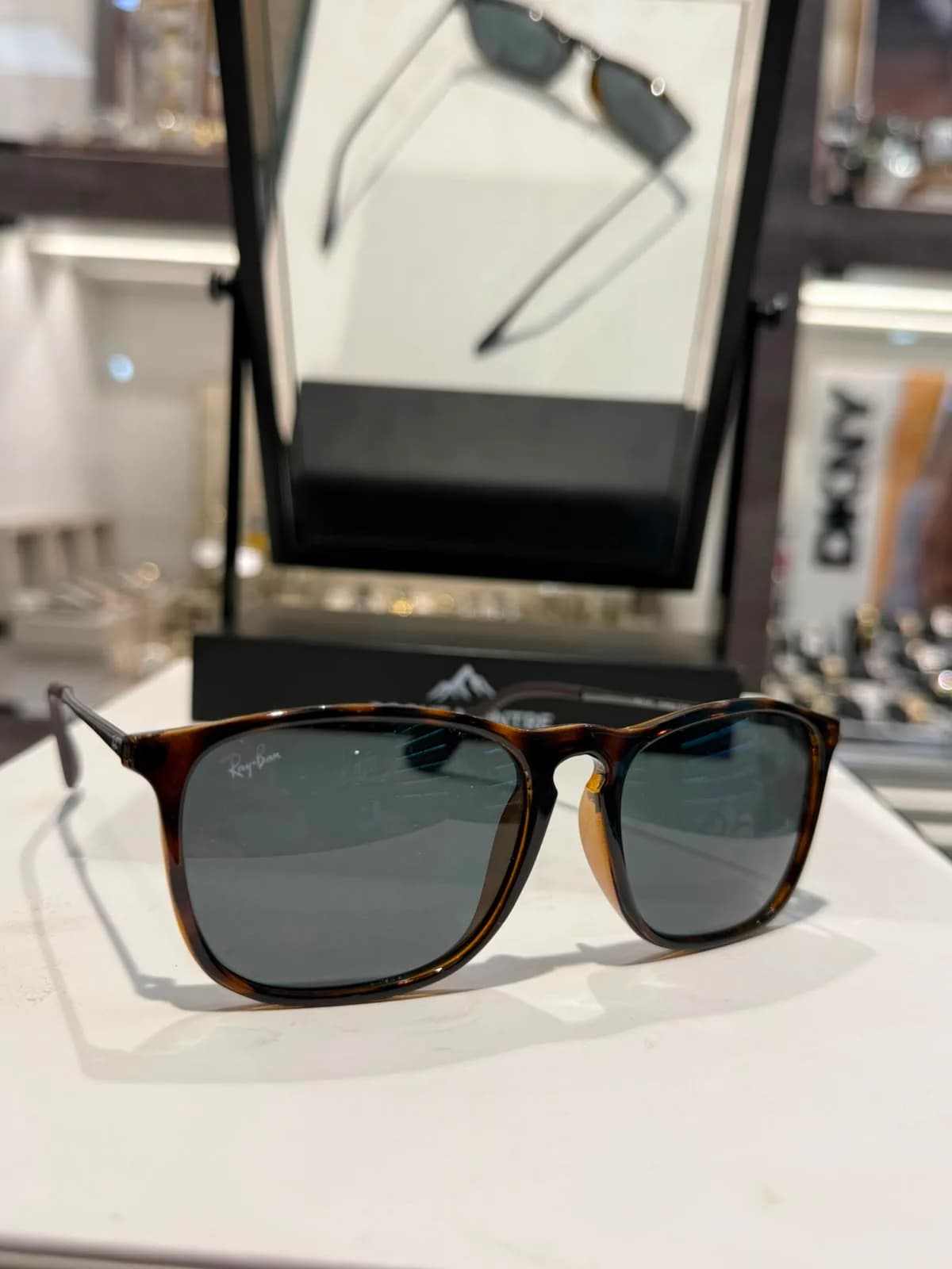 Ray-Ban RB-22