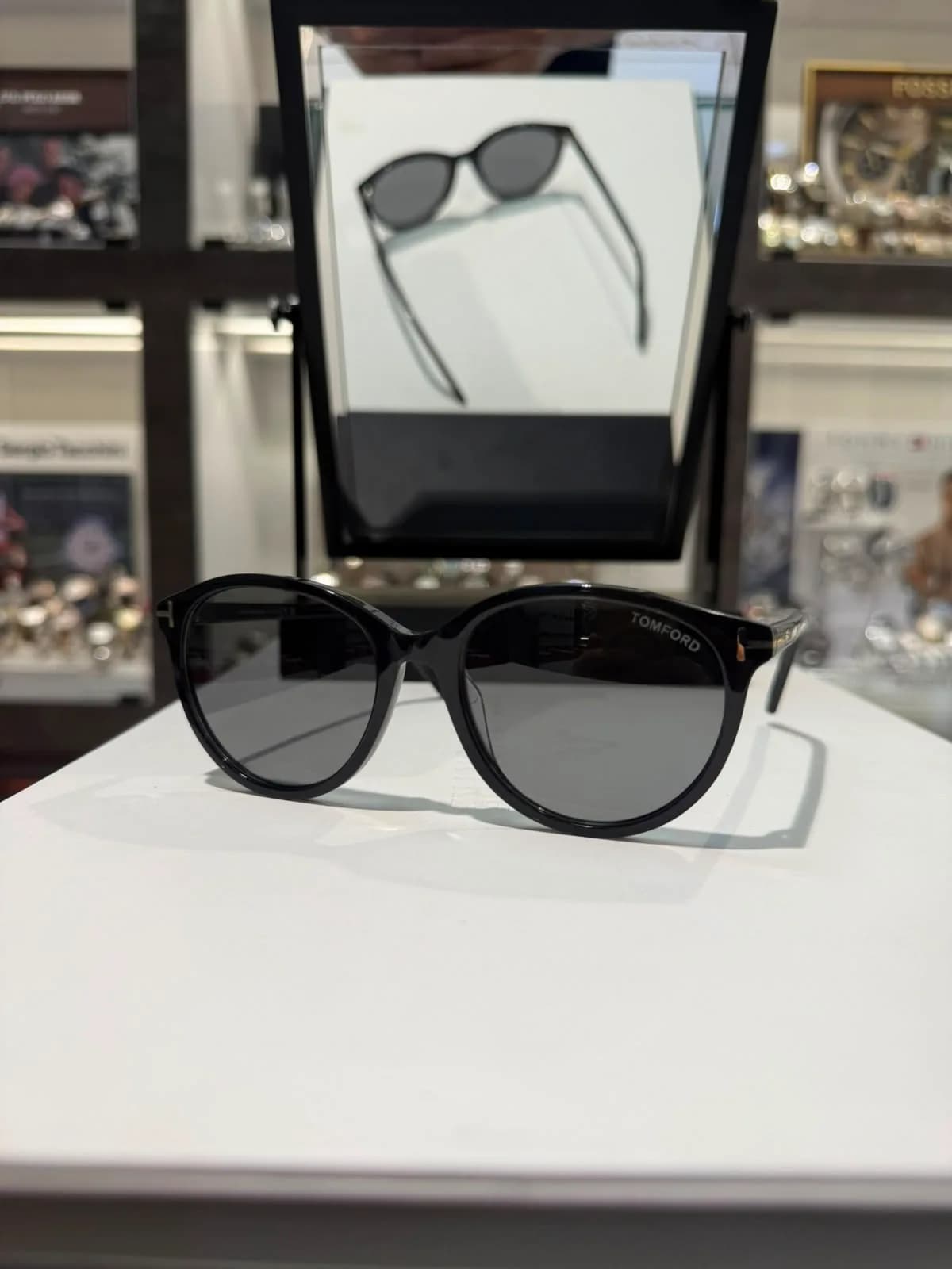 Tom Ford TF-04