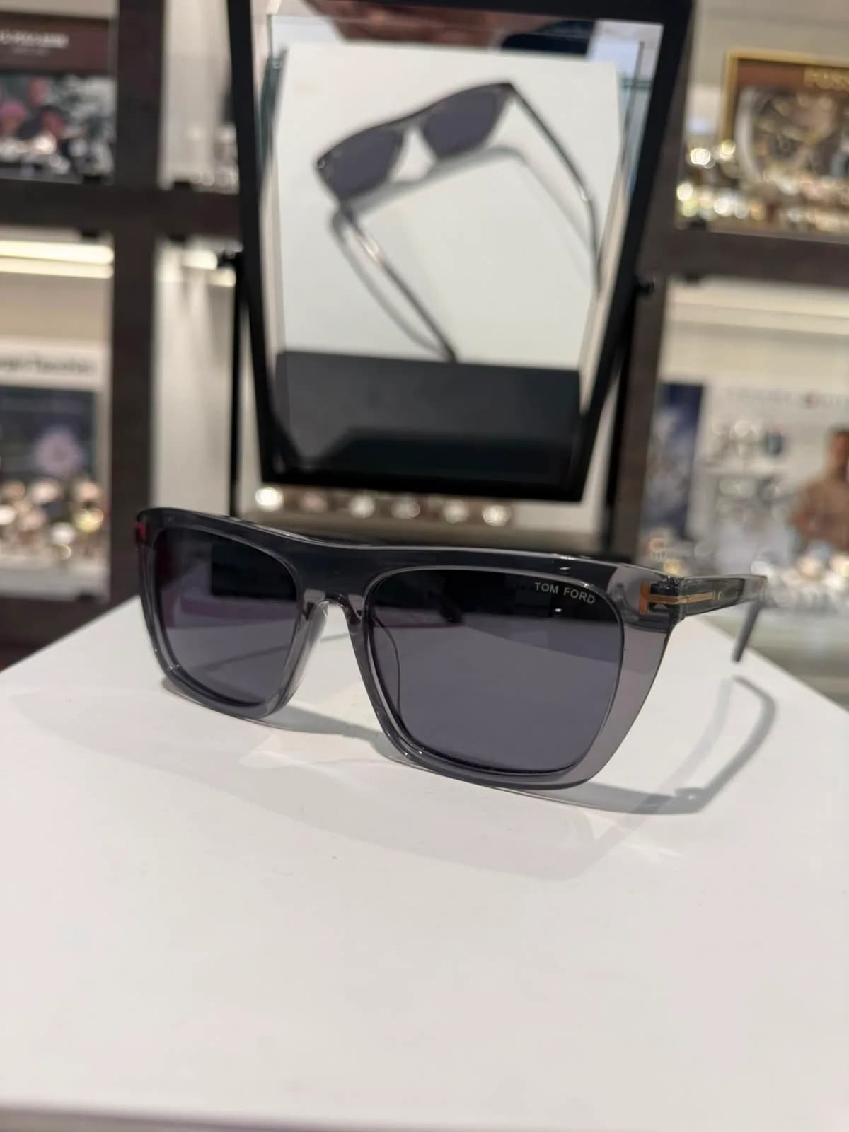 Tom Ford TF-09