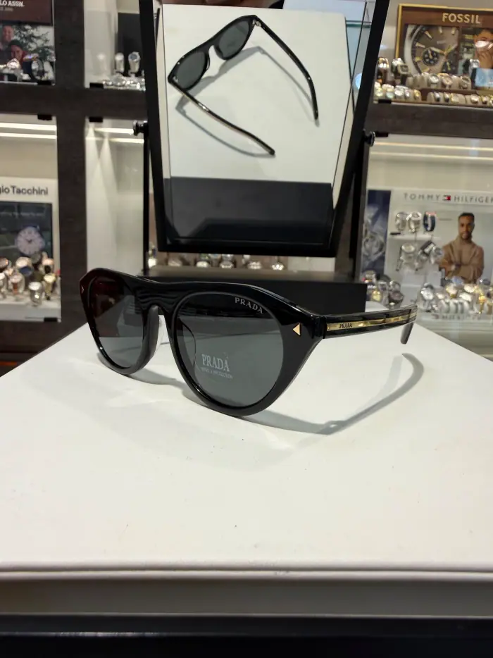 Prada PR-08