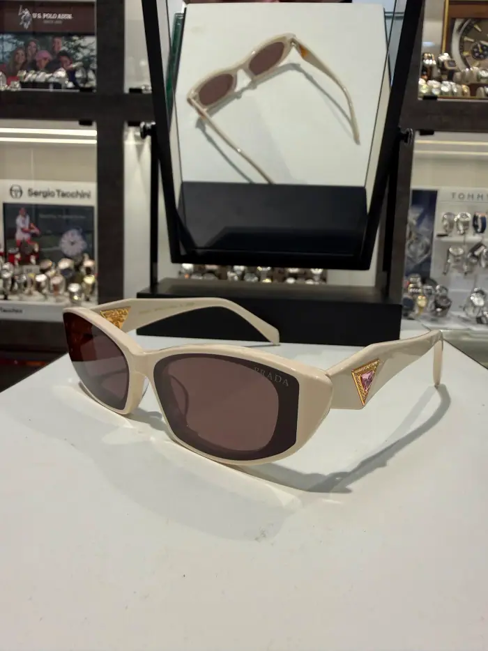 Prada PR-10