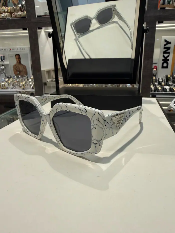 Prada PR-21