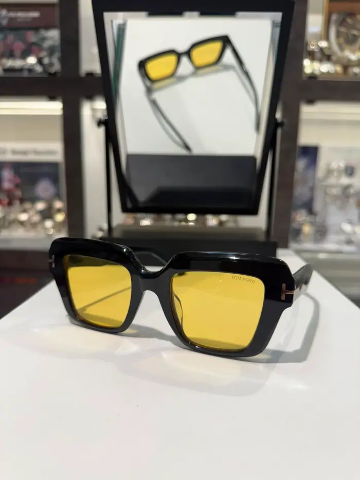 Tom Ford TF-18